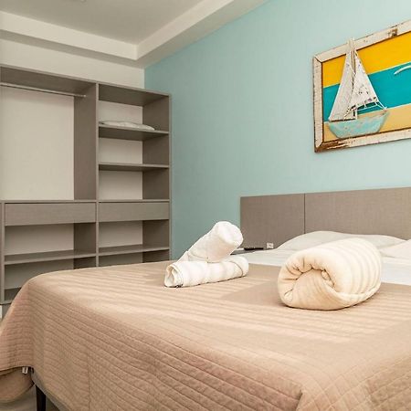 Punta Blu 102-7 - Apartamento De Alto Padrao Em Condominio Exclusivo, Quadra Poliesportiva - Piscina - Portaria 24H. Бомбиняс Екстериор снимка